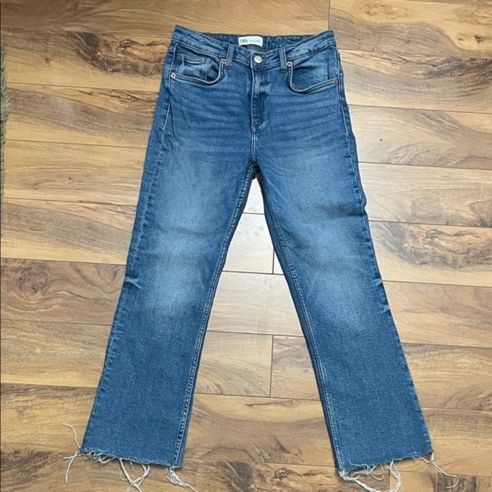 Zara Women's Straight Leg Blue Jeans
